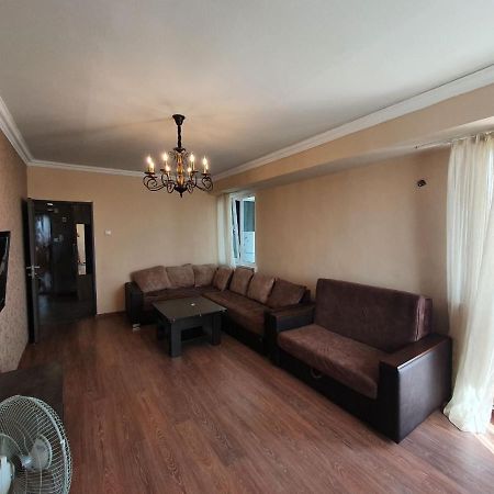 Apartment In Yerevan On Amiryan Street Esterno foto